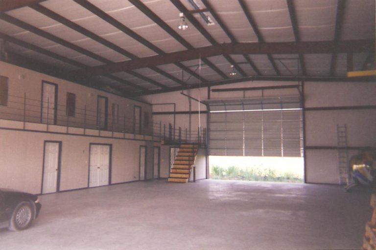 Commercial & Industrial steel building by Universal Steel of America
