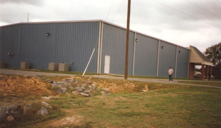 Commercial & Industrial steel building by Universal Steel of America