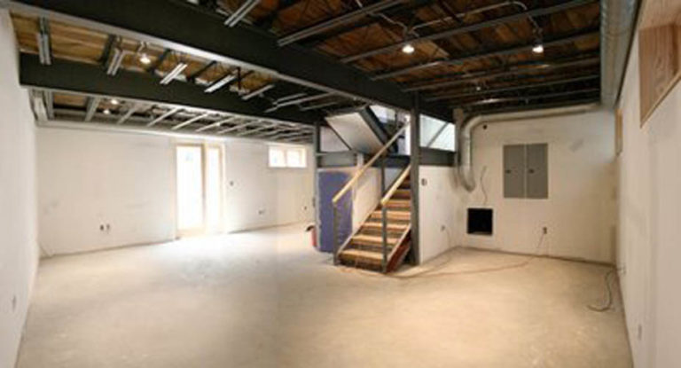 Residential steel building by Universal Steel of America