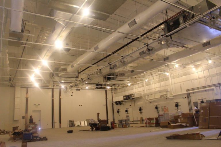 Commercial & Industrial steel building by Universal Steel of America