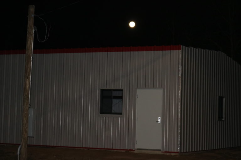 Commercial & Industrial steel building by Universal Steel of America