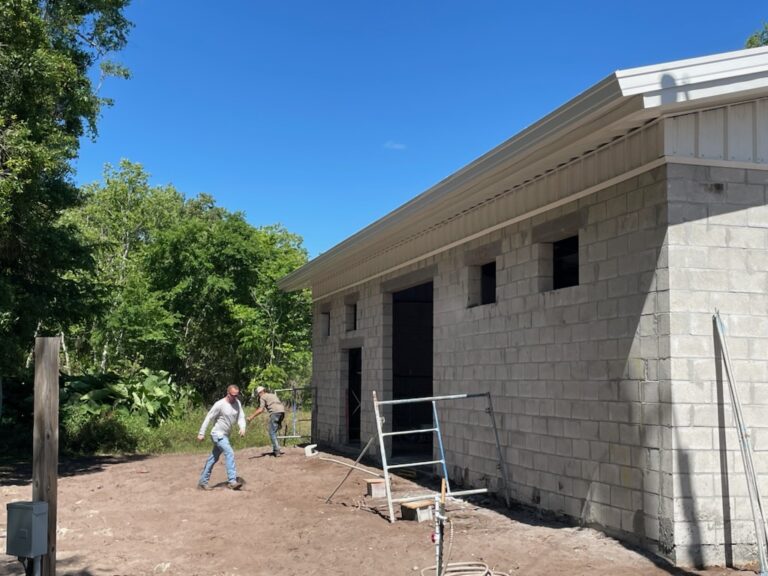 Residential steel building by Universal Steel of America