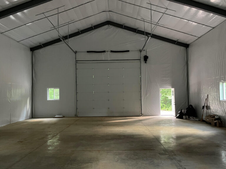 Residential steel building by Universal Steel of America