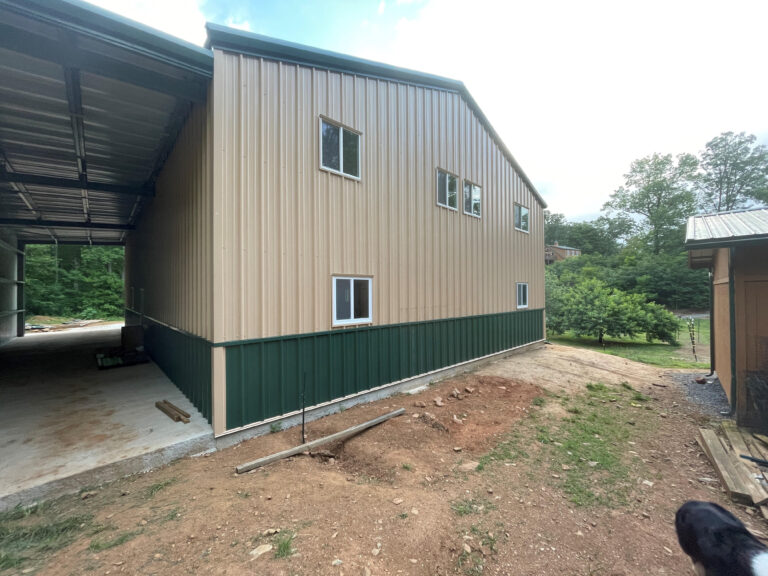 Residential steel building by Universal Steel of America