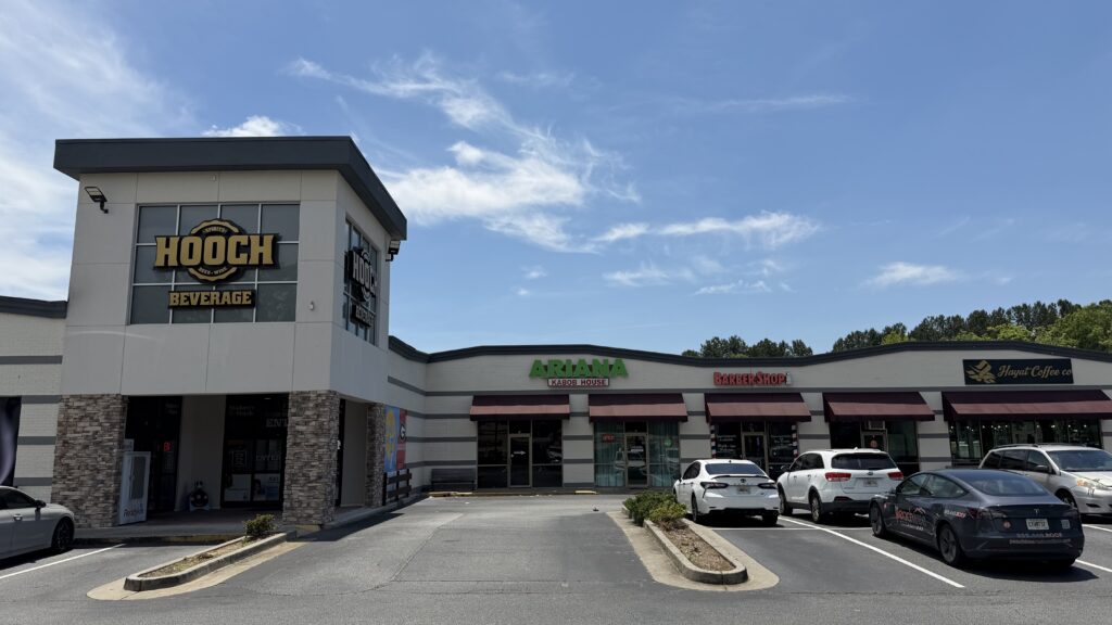The Hooch Package Store Universal Steel 6